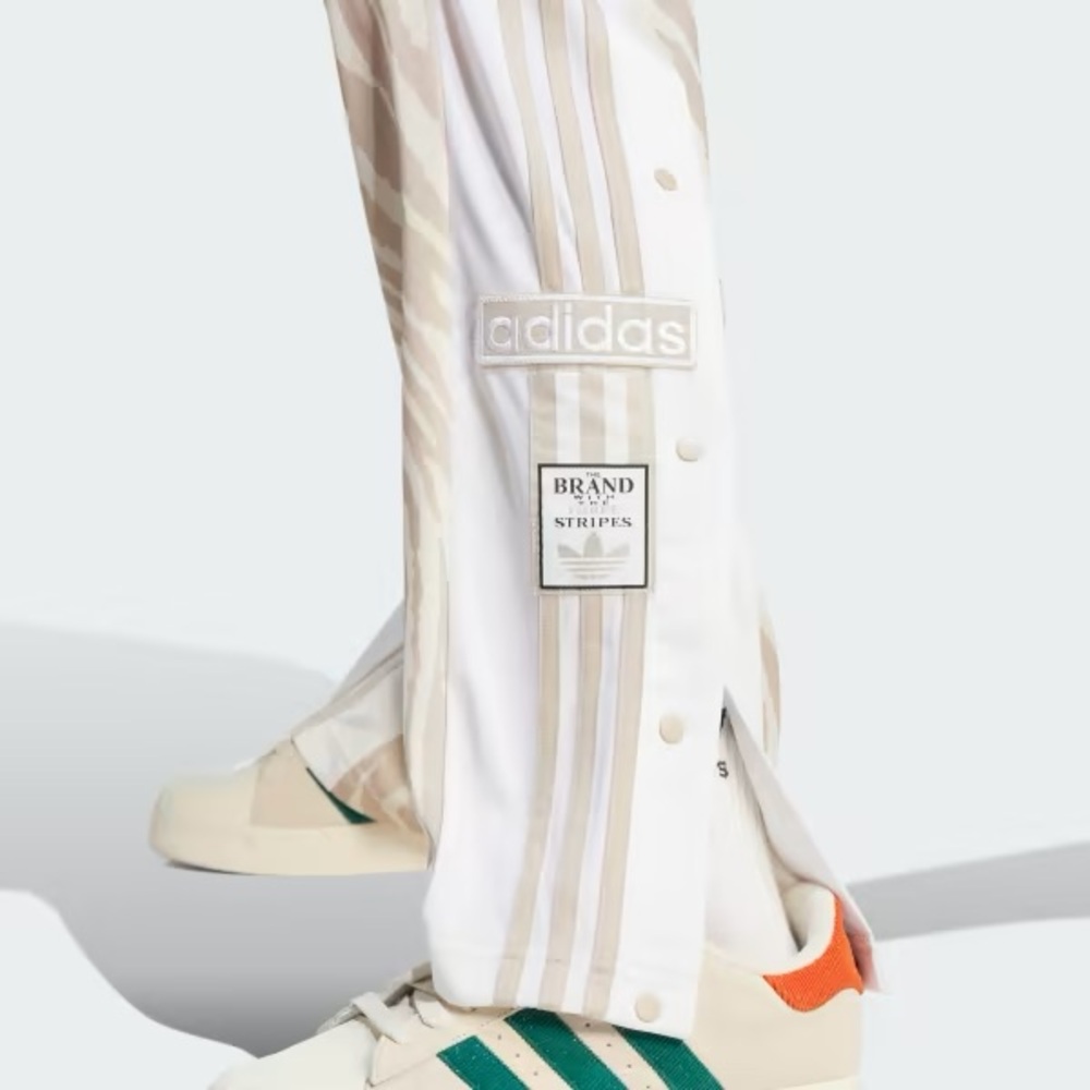 NEW MENS ADIDAS ORIGINALS ADIBREAK BUTTON TRACK PANTS ~SIZE LARGE  IM8217 WHITE